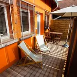 Meubles De Tourisme Griotte Et Cannelle