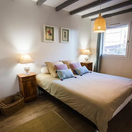 Meubles De Tourisme Griotte Et Cannelle Apartment *