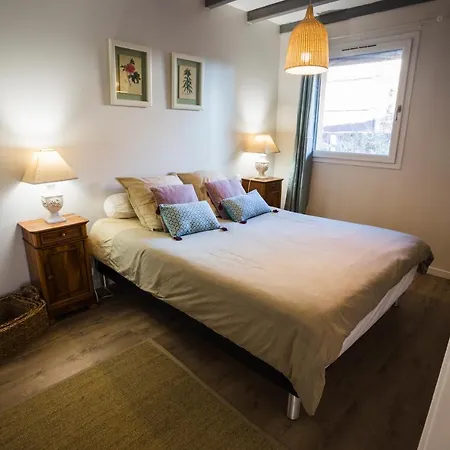 Meubles De Tourisme Griotte Et Cannelle Apartment *