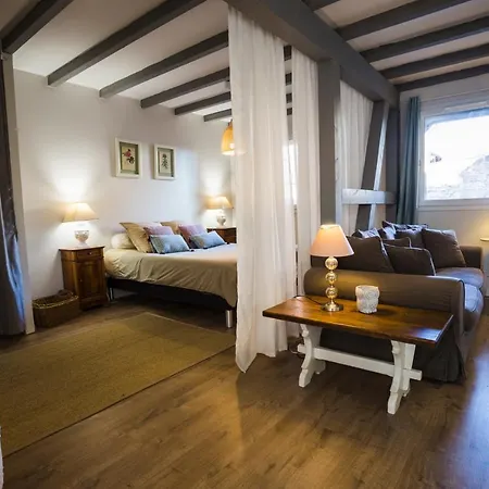 Meubles De Tourisme Griotte Et Cannelle * Bergbieten