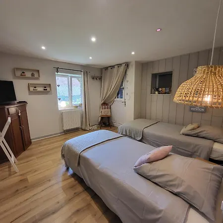 Meubles De Tourisme Griotte Et Cannelle